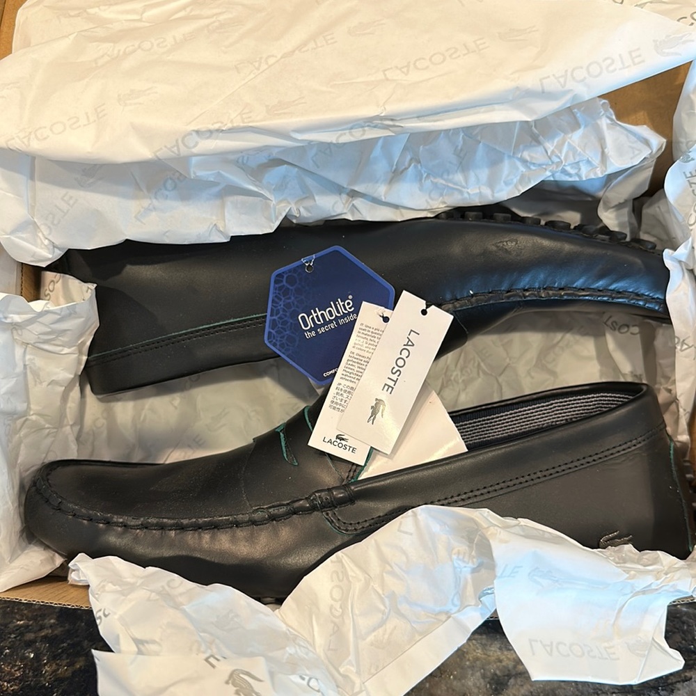 NWT Lacoste Marice Black & Green stitch driving shoes. Men’s size 11US.